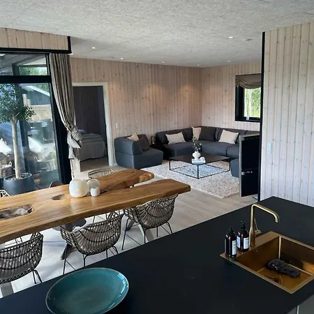 Modern Holiday In Marielyst Feriehus Bøtø By