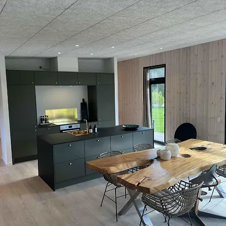 Modern Holiday In Marielyst Feriehus *